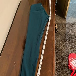 Highwasted Lululemon leggings